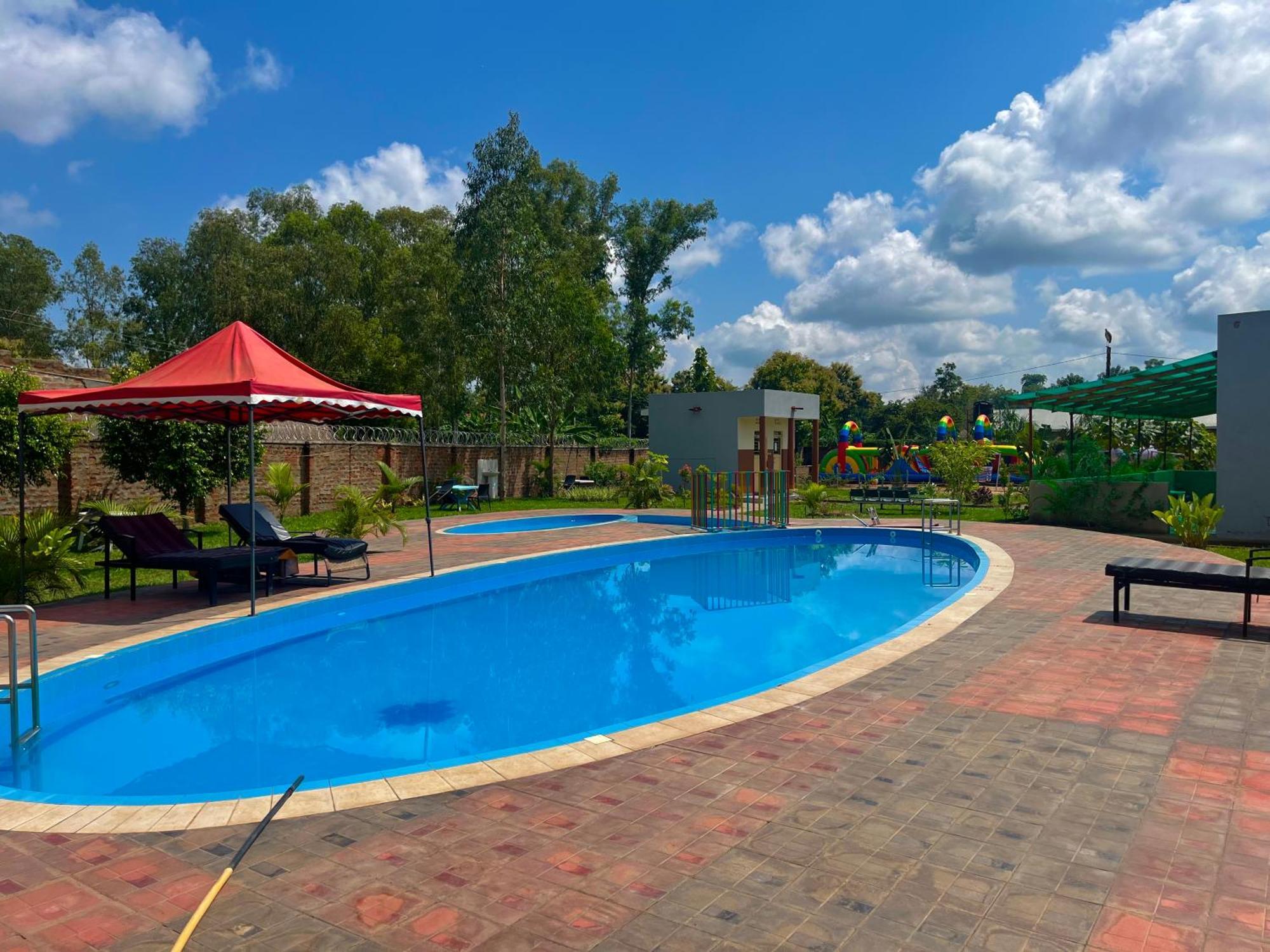 Lavic Country Resort Adjumani المظهر الخارجي الصورة