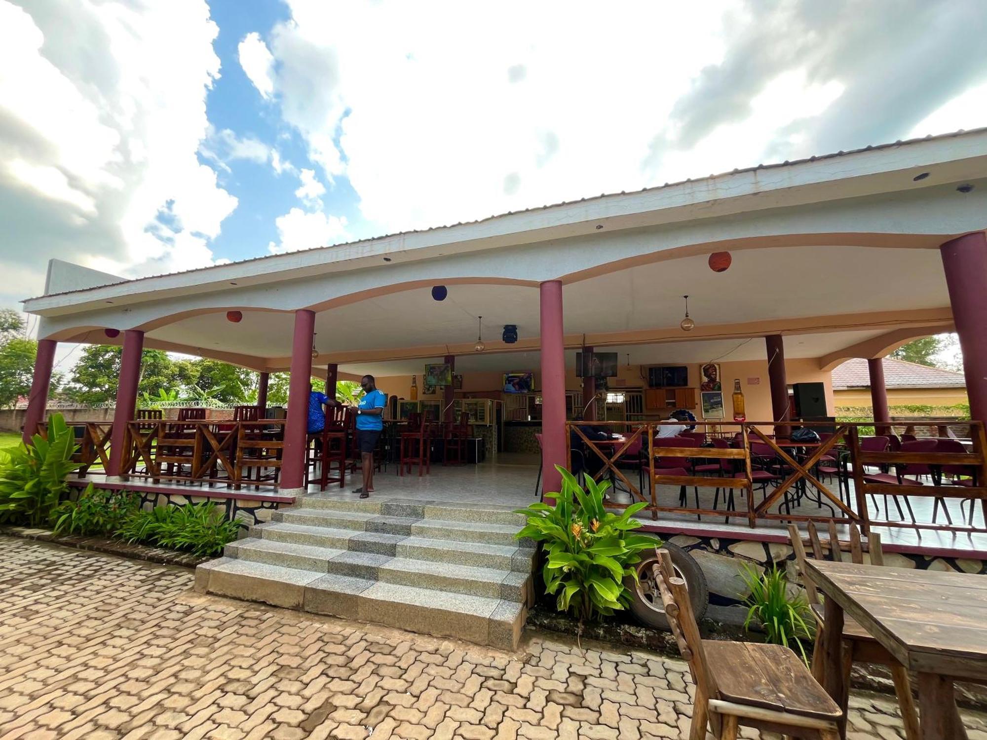 Lavic Country Resort Adjumani المظهر الخارجي الصورة